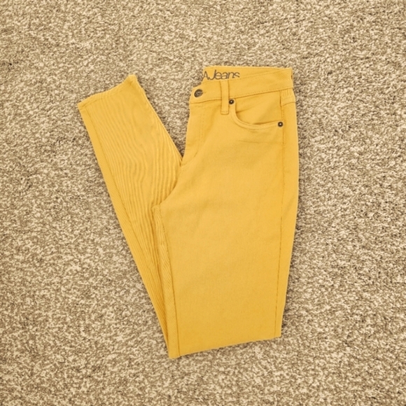 YOGA Women's Yellow Jeans sz 26 - Picture 2 of 6